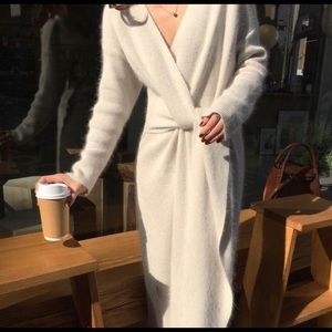 White cross bandage knitted dress